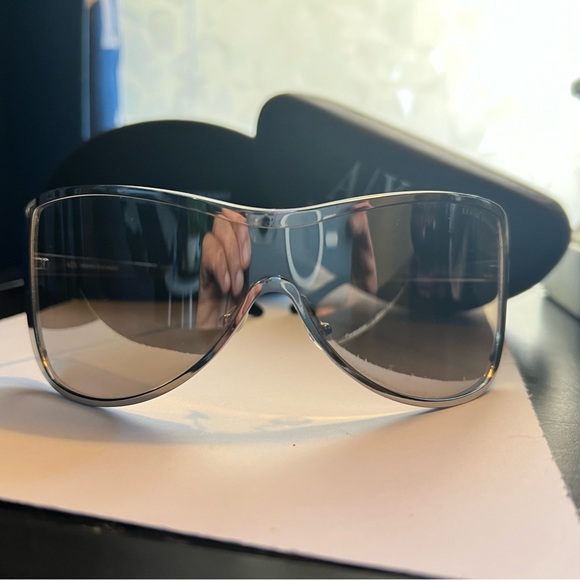 A/X Armani Exchange unisex Silver shield sunglasses - Picture 3 of 8
